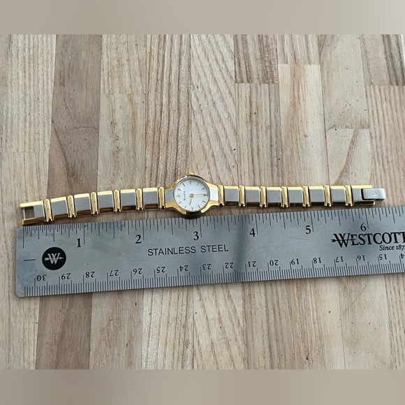 Bulova Ladies Watch Two-Tone Bracelet White Sparkly Dial Gold-Tone Hands Markers main image 13